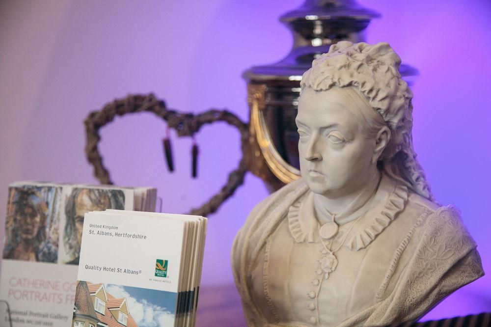 Victoria Inn Лондон Екстериор снимка