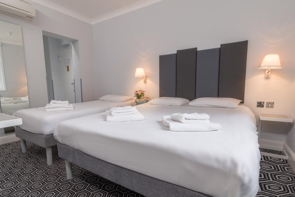 Victoria Inn Лондон Екстериор снимка