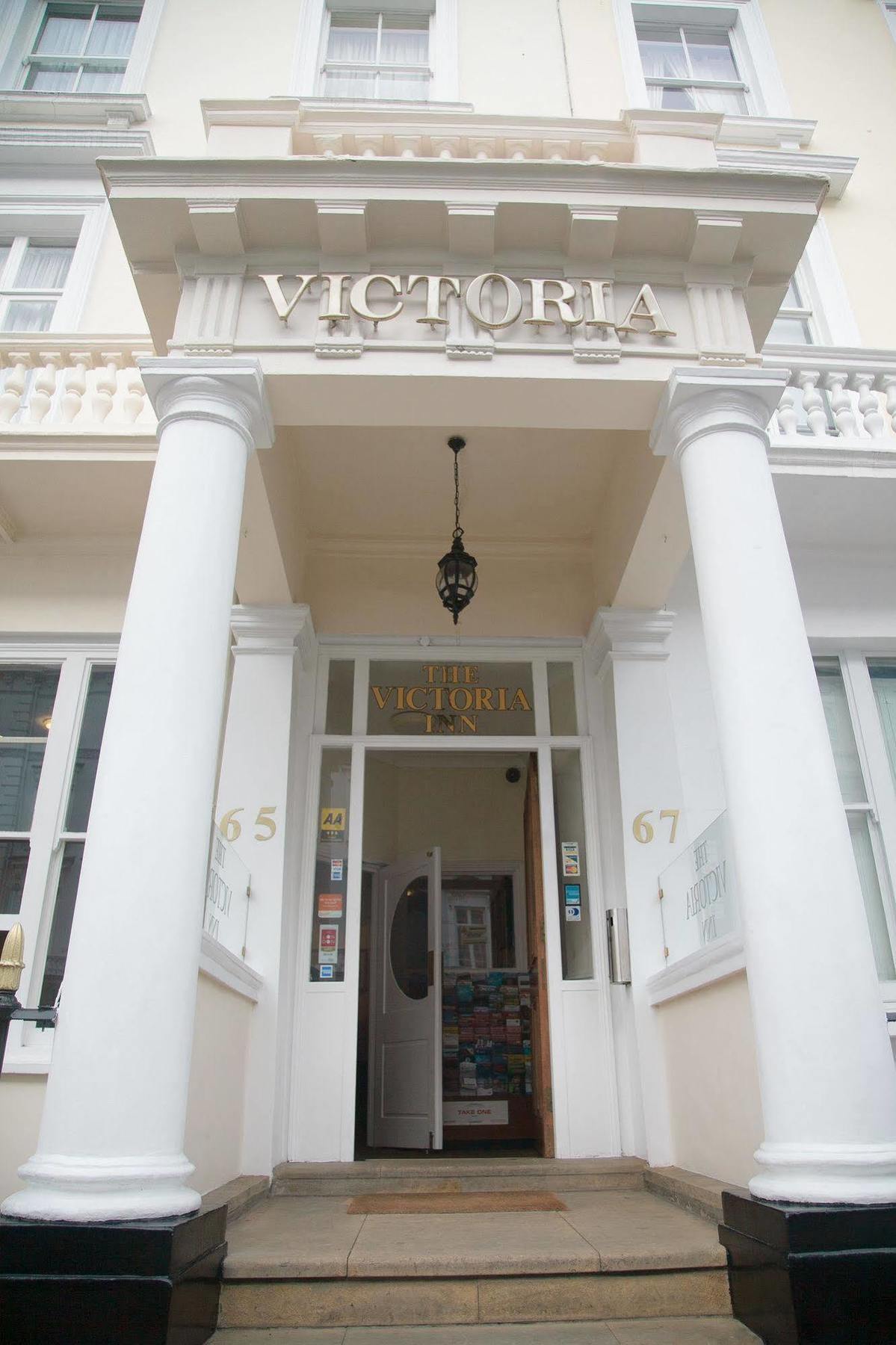 Victoria Inn Лондон Екстериор снимка