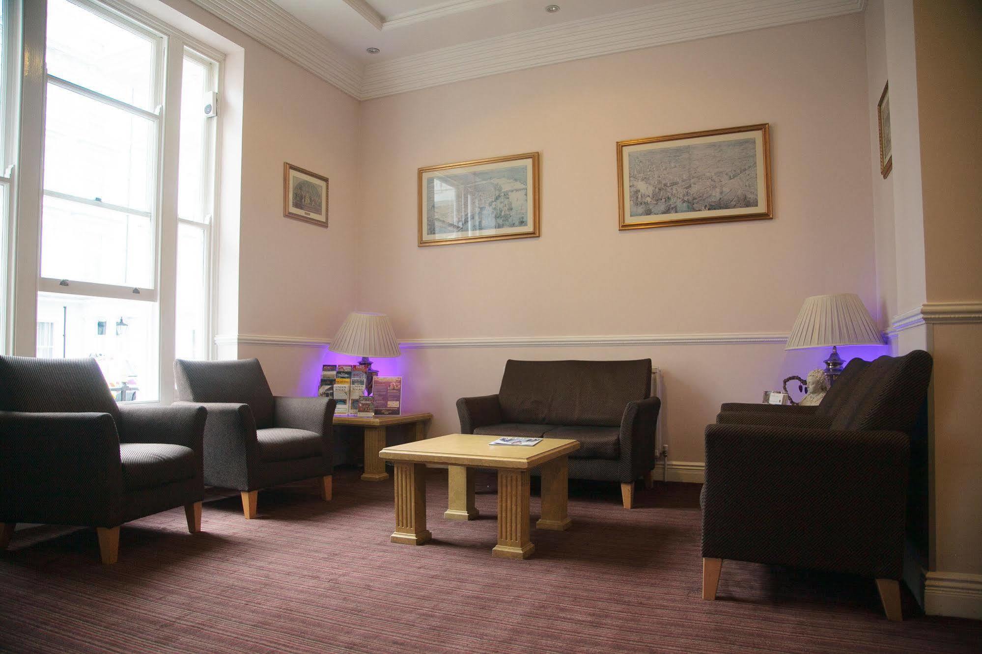 Victoria Inn Лондон Екстериор снимка