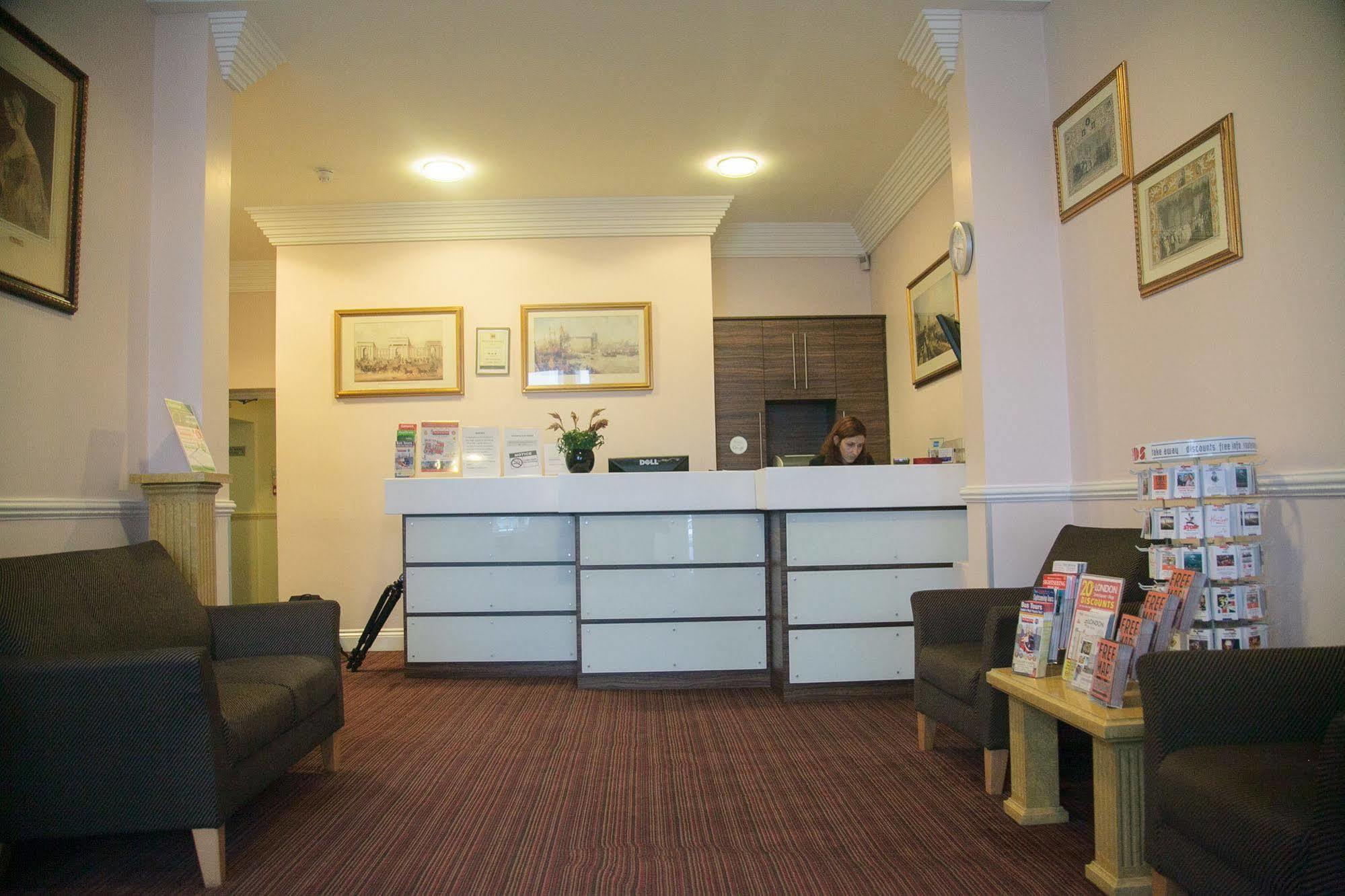 Victoria Inn Лондон Екстериор снимка