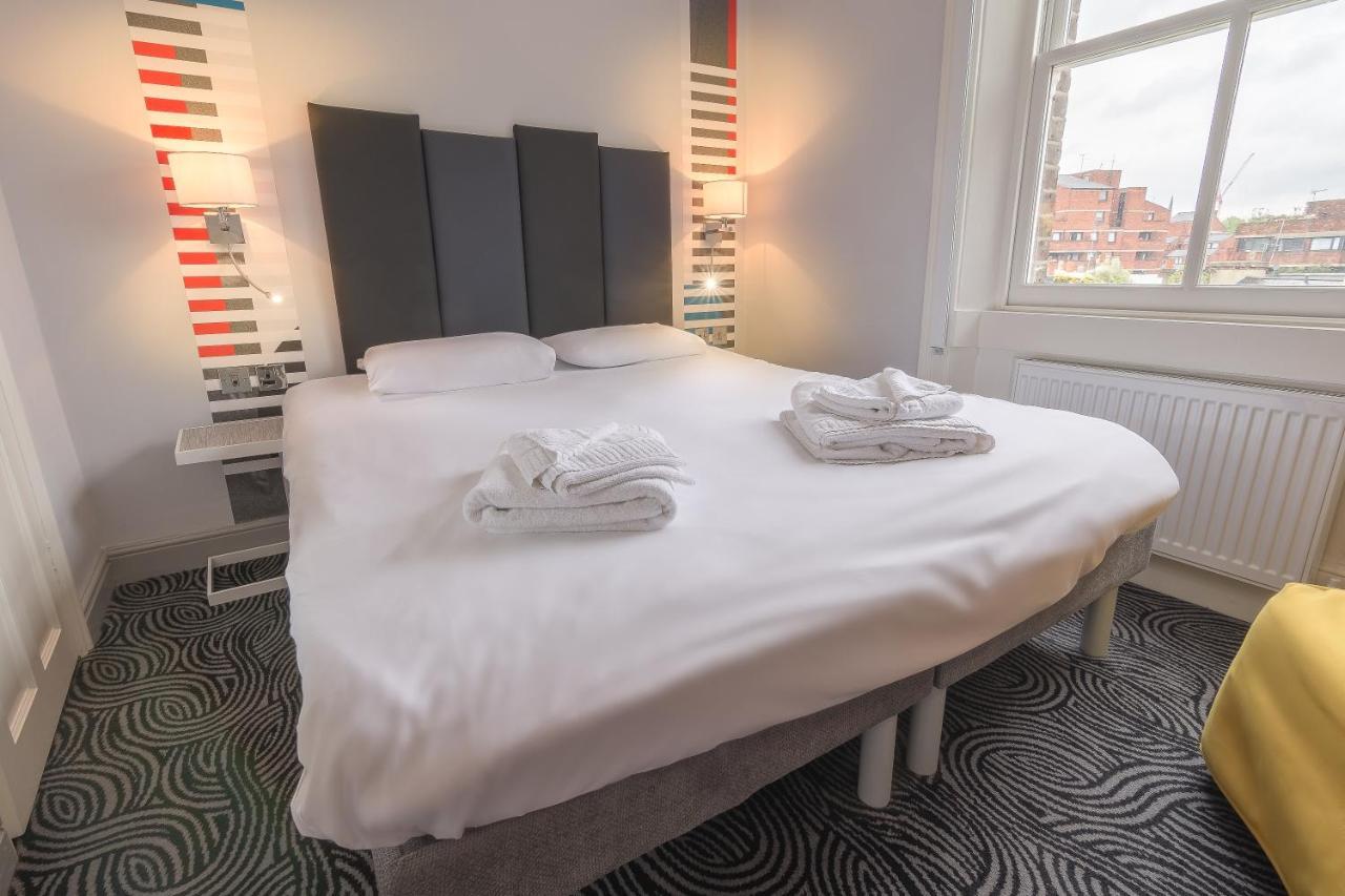 Victoria Inn Лондон Екстериор снимка